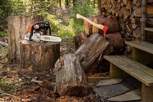 how to split firewood with a chainsaw